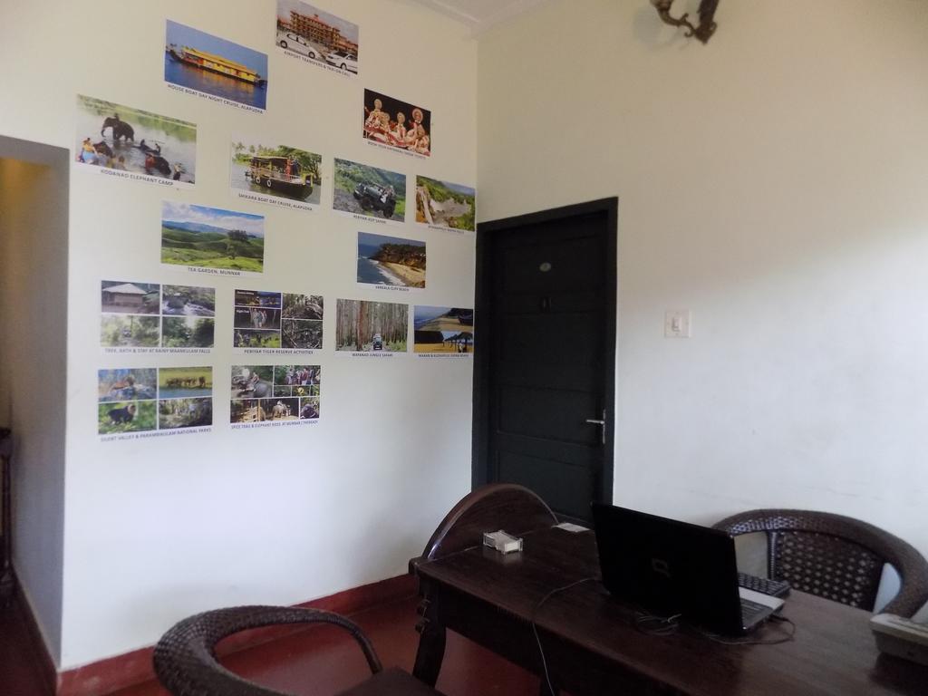Elphinstone Residency Bed & Breakfast Kochi Exterior photo