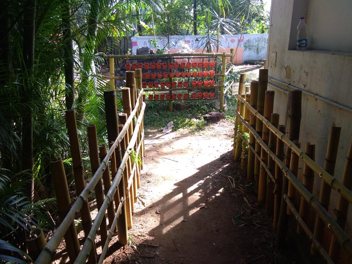 Elphinstone Residency Bed & Breakfast Kochi Exterior photo